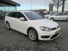 Volkswagen Golf (2016) thumbnail 2
