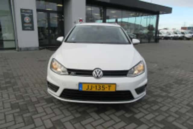 Volkswagen Golf (2016) thumbnail 6
