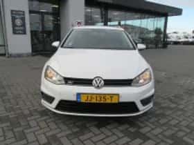 Volkswagen Golf (2016) thumbnail 6