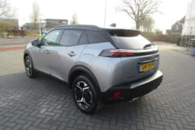 Peugeot 2008 (2025) thumbnail 5