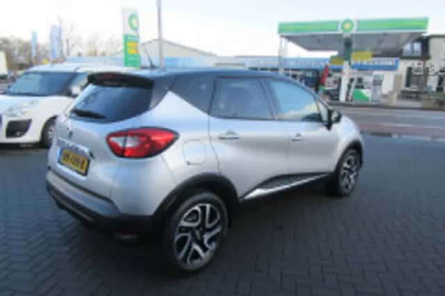 Renault Captur (2017) thumbnail 4