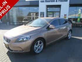 Volvo V40 (2012) thumbnail 66