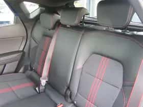 Renault Captur thumbnail 36