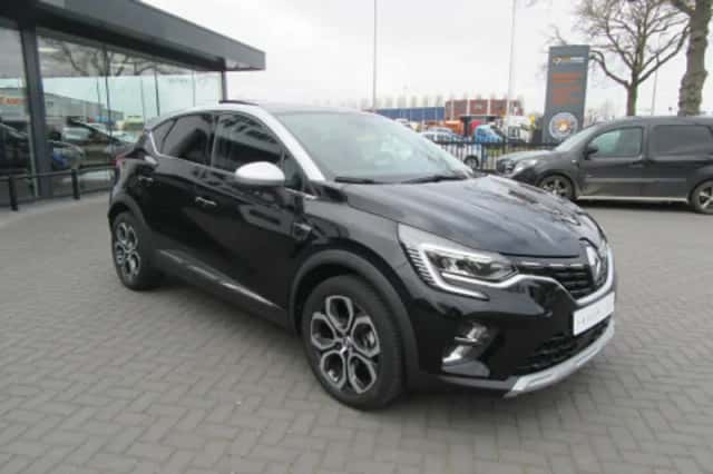 Renault Captur (2021) thumbnail 2