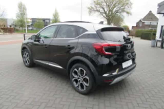 Renault Captur (2021) thumbnail 5