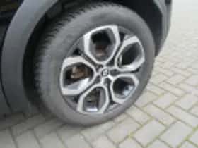 Renault Captur (2021) thumbnail 61