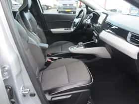 Renault Captur thumbnail 24