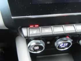 Renault Captur thumbnail 26
