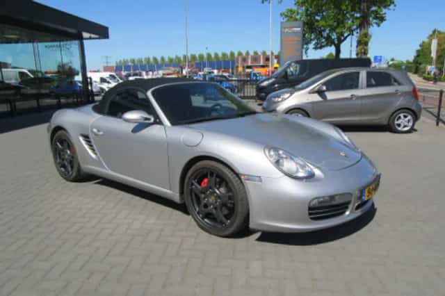 Porsche Boxster (2005) thumbnail 2