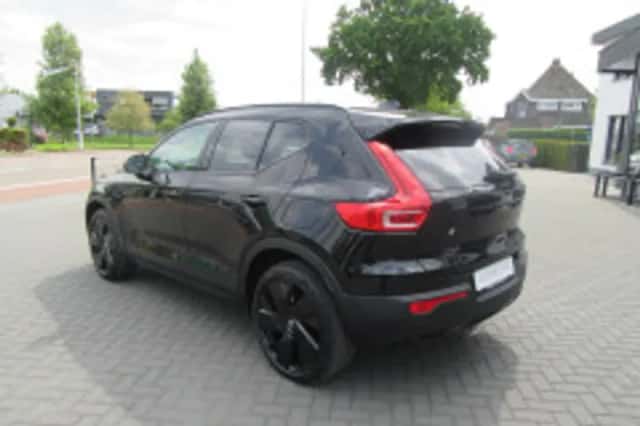 Volvo EX40 (2026) thumbnail 5