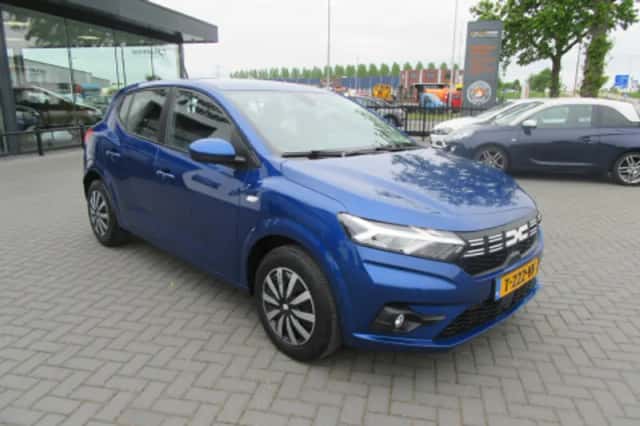 Dacia Sandero (2023) thumbnail 2