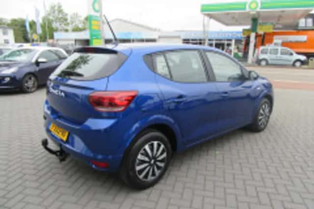 Dacia Sandero (2023) thumbnail 3