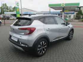 Renault Captur (2024) thumbnail 10