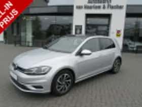 Volkswagen Golf (2018) thumbnail 37