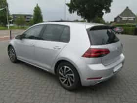 Volkswagen Golf (2018) thumbnail 5