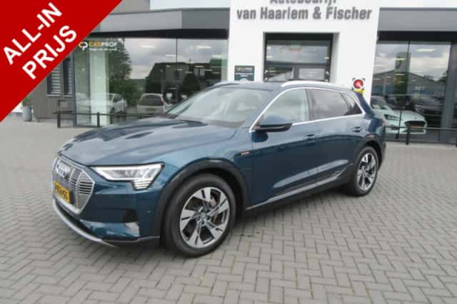 Audi e-tron (2019) thumbnail 1