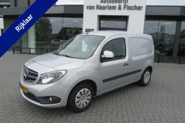 Mercedes-Benz Citan (2016) thumbnail 1