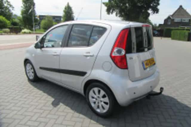 Suzuki Splash (2009) thumbnail 5