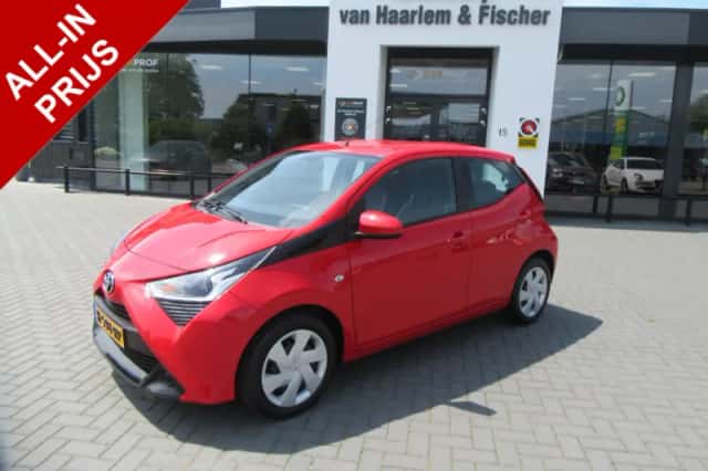 Toyota Aygo (2020) thumbnail 1