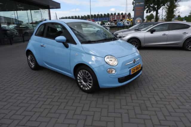Fiat 500 (2015) thumbnail 2