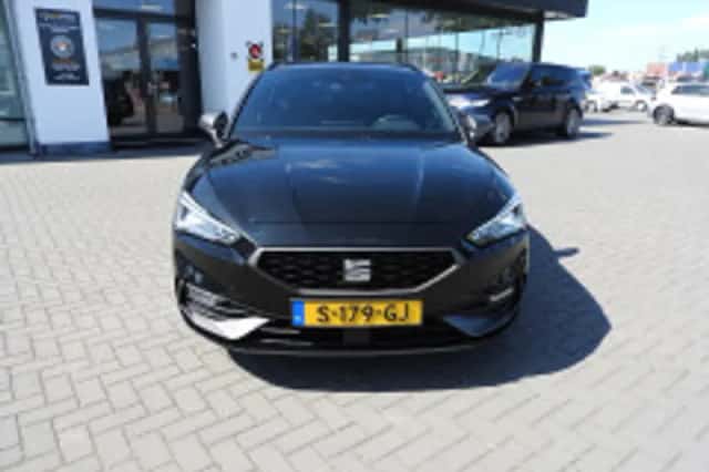 SEAT Leon (2021) thumbnail 6