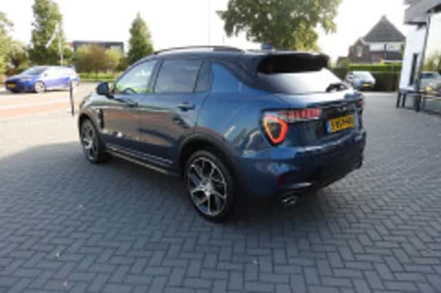 Lynk & Co 01 (2023) thumbnail 5