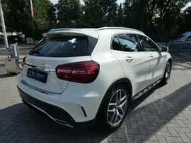 Mercedes-Benz GLA-Klasse thumbnail 2