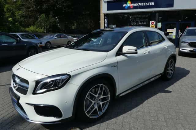 Mercedes-Benz GLA-Klasse (2017) thumbnail 5