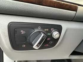 Audi A6 (2011) thumbnail 32