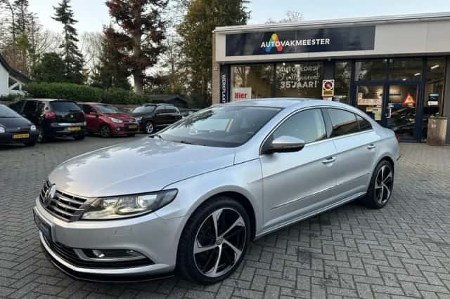 Volkswagen CC (2015) thumbnail 2