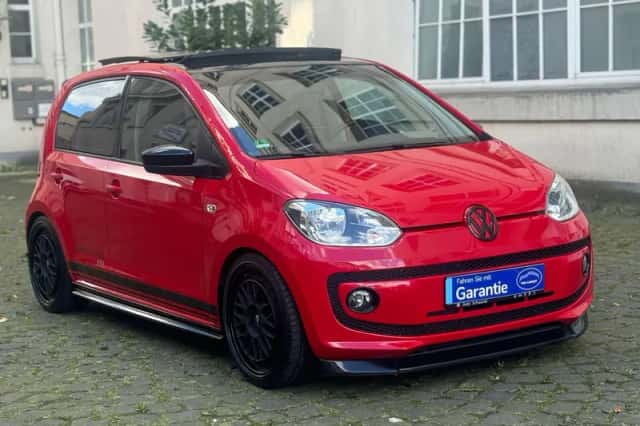 Volkswagen Up! (2013) thumbnail 3