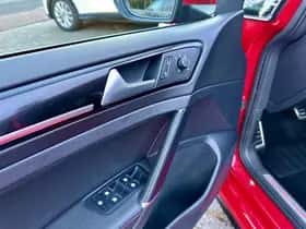 Volkswagen Golf (2016) thumbnail 19