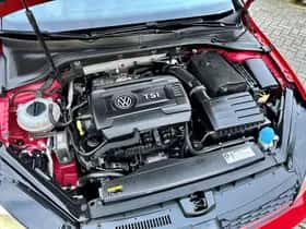 Volkswagen Golf (2016) thumbnail 28