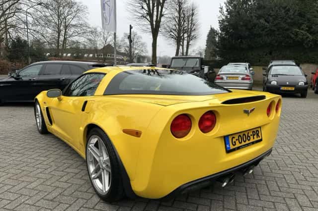 Chevrolet C6 (2007) thumbnail 3