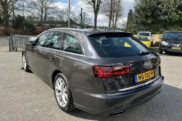 Audi A6 (2015) thumbnail 3