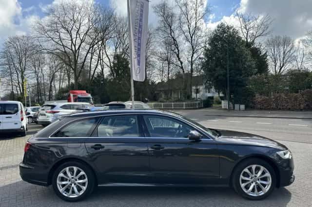 Audi A6 (2015) thumbnail 5