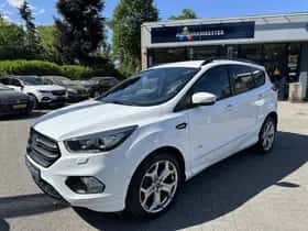 Ford Kuga (2018) thumbnail 2