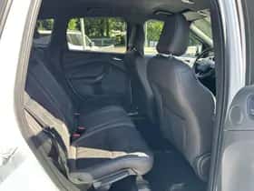 Ford Kuga (2018) thumbnail 12