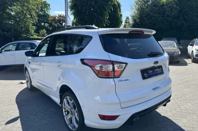 Ford Kuga (2018) thumbnail 3