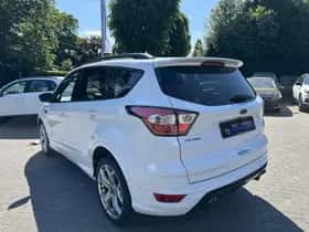Ford Kuga (2018) thumbnail 3