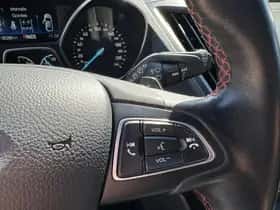 Ford Kuga (2018) thumbnail 29