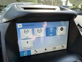 Ford Kuga (2018) thumbnail 38