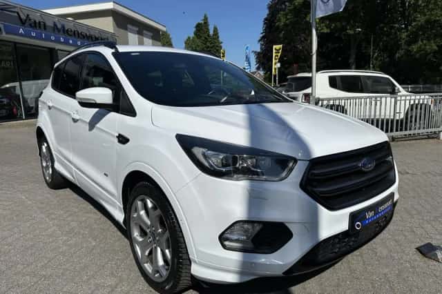 Ford Kuga (2018) thumbnail 6