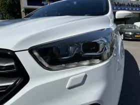 Ford Kuga (2018) thumbnail 9