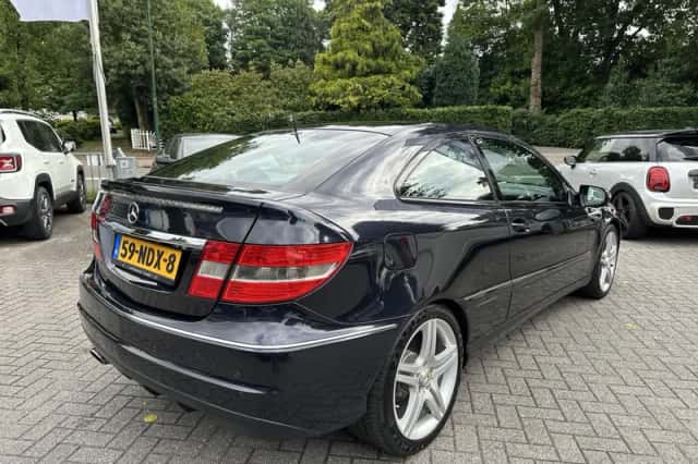 Mercedes-Benz CLC-Klasse (2010) thumbnail 4