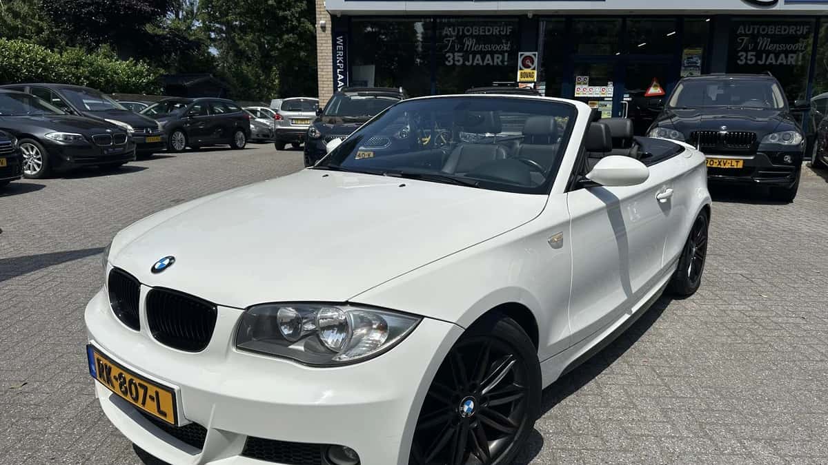 BMW 1-Serie (2009) — foto 1