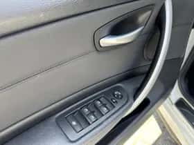 BMW 1-Serie (2009) thumbnail 19