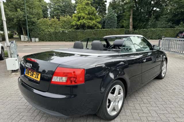 Audi A4 (2005) thumbnail 4