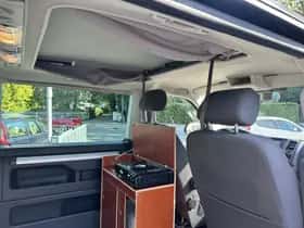 Volkswagen Multivan (2012) thumbnail 14