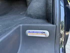 Volkswagen Multivan (2012) thumbnail 22
